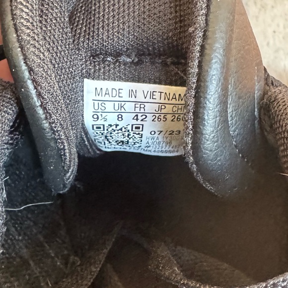 Adidas VL Court 3.0 Sneakers Black White Stripes Gum Sole SZ9.5 - Picture 14 of 14